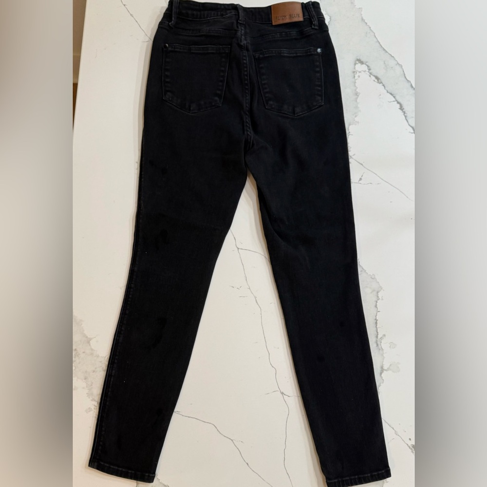 Judy Blue Women's Black Skinny Jeans, 9/29 - Picture 2 of 5